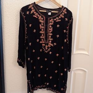New MIB Black Embroidered Tunic with Peach Beading